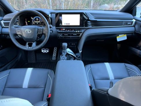 New 2026 Toyota Camry SE w/ Convenience Package image 13