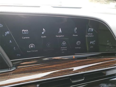 Used 2021 Cadillac Escalade ESV Premium Luxury image 13