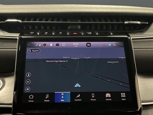 Used 2022 Jeep Grand Cherokee L Limited image 10