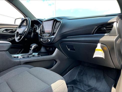 Used 2023 Chevrolet Traverse LT w/ LPO, Floor Liner Package AWD/4WD image 14