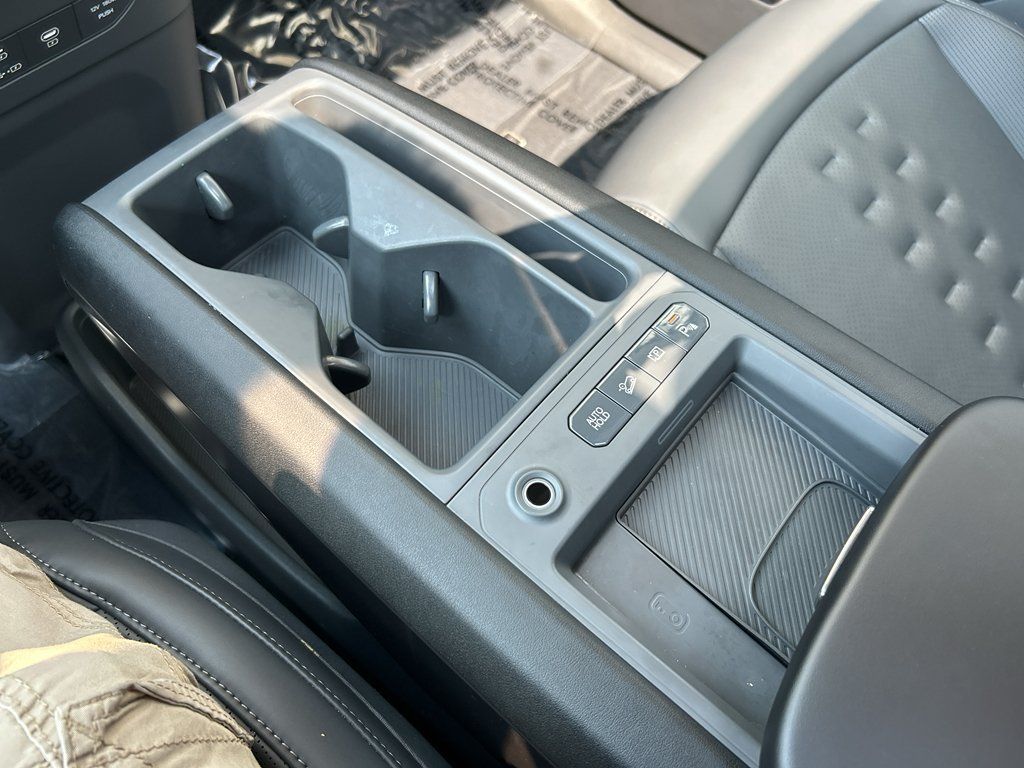 Certified 2026 Kia EV9 Wind AWD/4WD image 26