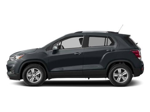 Used 2018 Chevrolet Trax LT w/ Driver Confidence Package AWD/4WD image 3