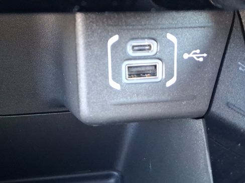 New 2026 Jeep Compass Limited AWD/4WD image 18