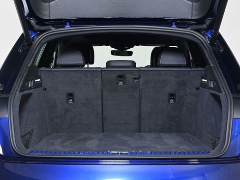 Used 2023 Audi e-tron Premium Plus w/ Premium Plus Package image 21