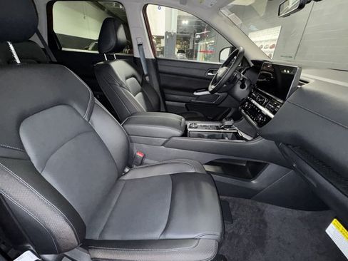 New 2026 Nissan Pathfinder SL AWD/4WD image 8