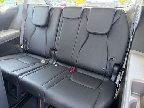 New 2026 Kia Carnival SX FWD image 21