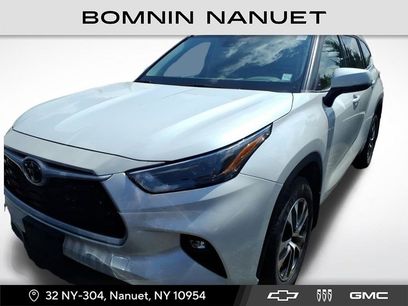 Used 2022 Toyota Highlander XLE