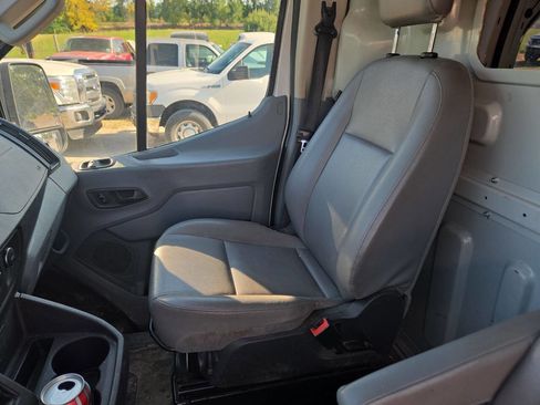 Used 2017 Ford Transit 150 130 Low Roof RWD image 8