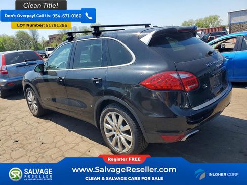 Used 2014 Porsche Cayenne AWD/4WD image 3
