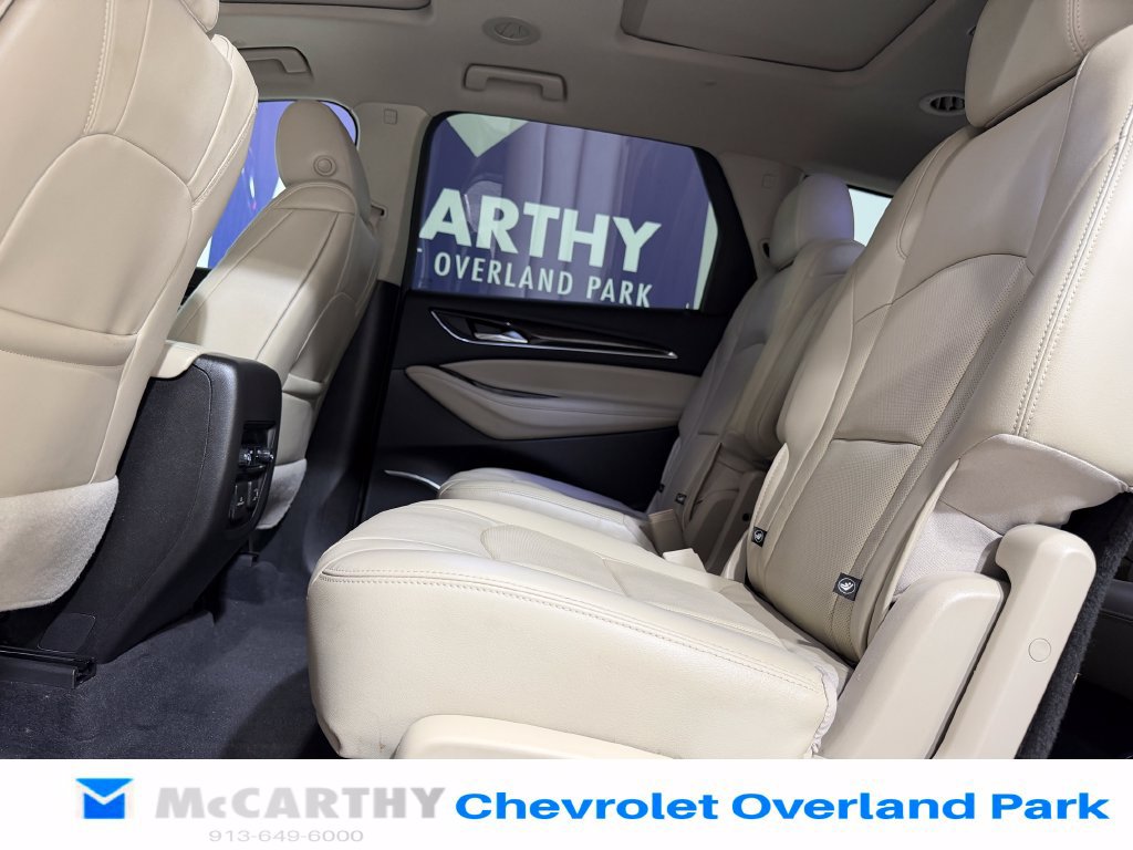 Used 2021 Buick Enclave Essence w/ Sport Touring Edition FWD image 27