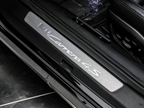 Used 2020 Porsche 911 Carrera 4S image 37