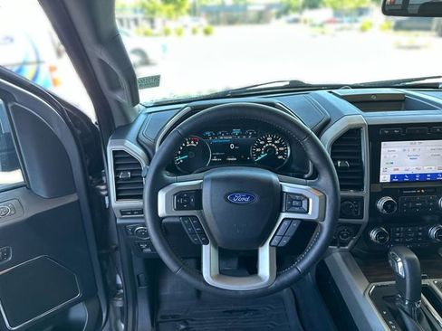 Used 2020 Ford F150 Lariat w/ Equipment Group 502A Luxury AWD/4WD image 15
