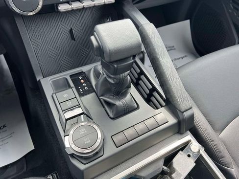 Certified 2025 Toyota Tacoma SR5 image 33