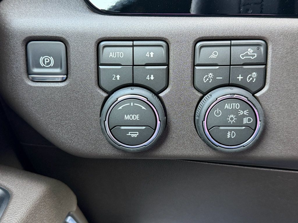 New 2026 Chevrolet Silverado 1500 RST AWD/4WD image 6