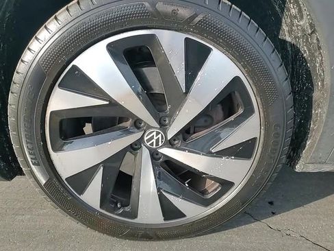 Used 2022 Volkswagen ID.4 Pro S image 9