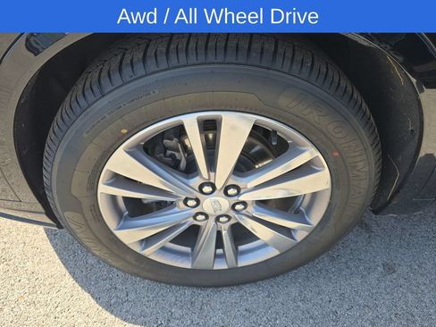 Used 2023 Cadillac XT6 Premium Luxury AWD/4WD image 9