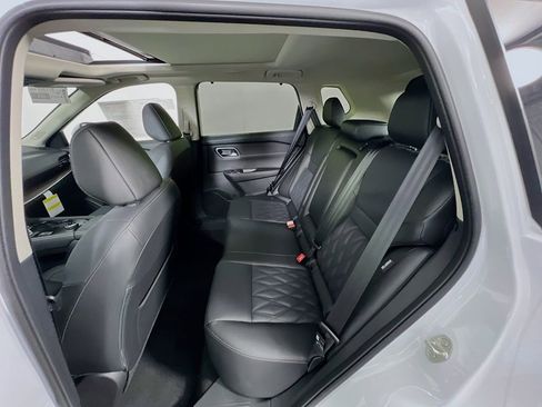 New 2026 Nissan Rogue Platinum AWD/4WD image 23