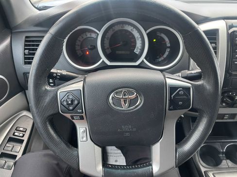 Used 2014 Toyota Tacoma PreRunner w/ TRD Sport Package image 24