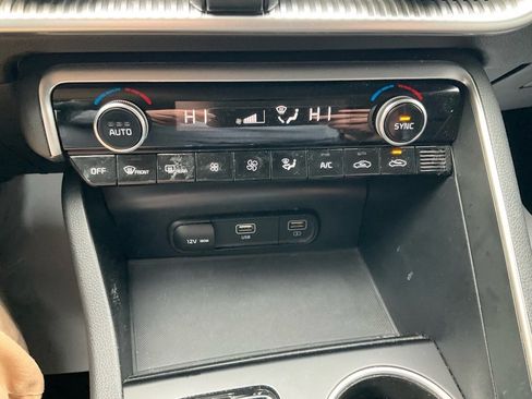 Used 2023 Kia K5 LXS image 9