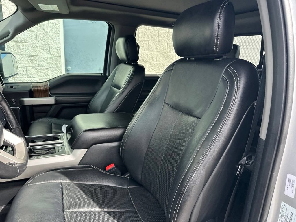 Used 2019 Ford F150 Lariat w/ Equipment Group 502A Luxury AWD/4WD image 13