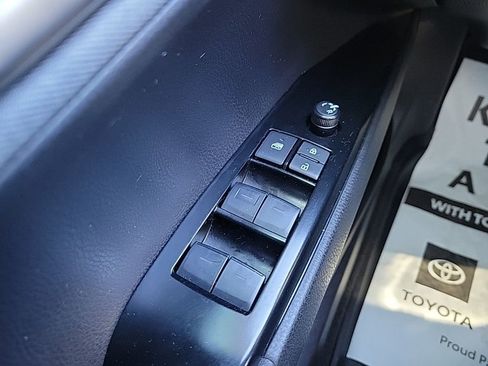 Used 2026 Toyota Camry LE w/ Convenience Package image 22