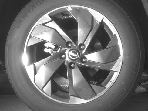 Used 2025 Nissan Rogue SV AWD/4WD image 15
