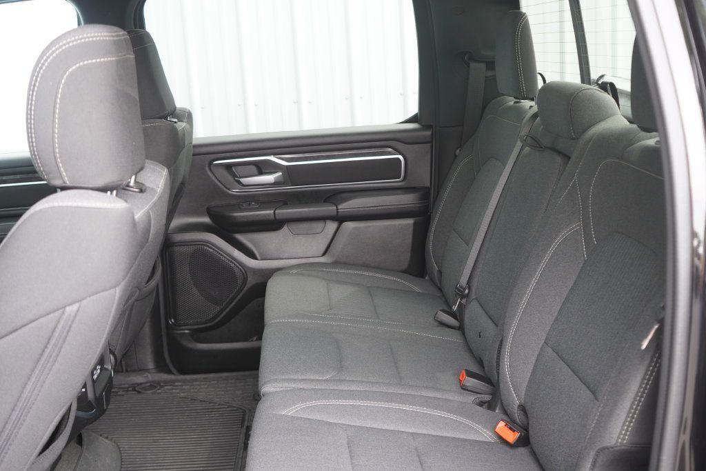 Used 2024 RAM 1500 Big Horn AWD/4WD image 31