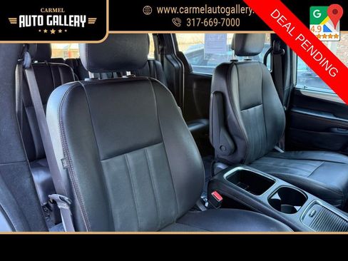Used 2018 Dodge Grand Caravan GT image 24