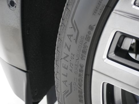 Used 2025 GMC Yukon Denali Ultimate image 41