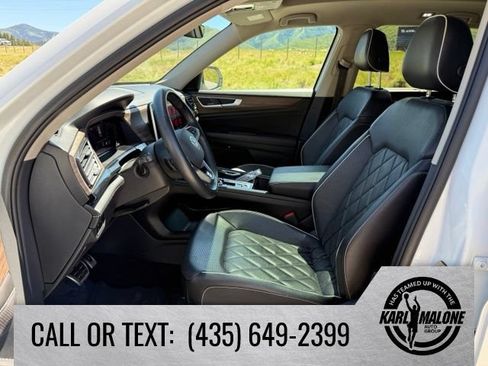 Used 2024 Volkswagen Atlas SEL Premium R-Line AWD/4WD image 13