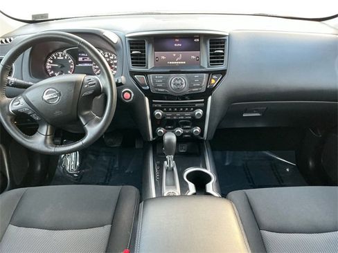 Used 2020 Nissan Pathfinder SV image 12