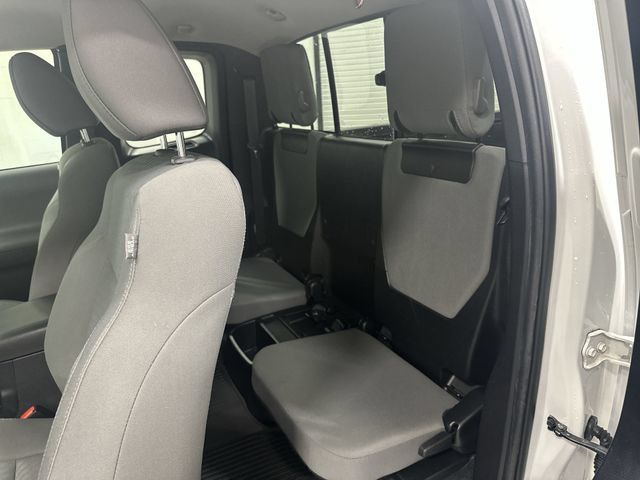 Used 2021 Toyota Tacoma SR5 RWD image 14