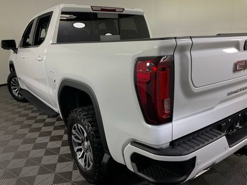 Used 2022 GMC Sierra 1500 AT4 w/ AT4 Premium Package AWD/4WD image 39