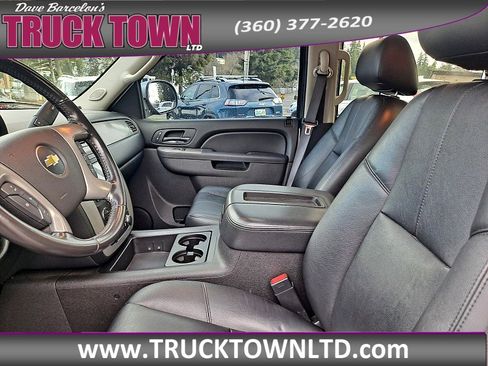 Used 2013 Chevrolet Avalanche LT w/ Suspension Package, Off-Road image 22