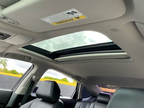 Used 2023 Honda Accord EX-L image 28