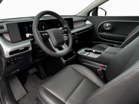 New 2026 Hyundai Ioniq 9 SEL image 14