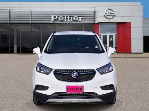 Used 2018 Buick Encore Preferred image 2