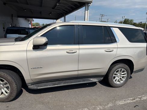 Used 2024 Chevrolet Tahoe LT w/ Luxury Package AWD/4WD image 9
