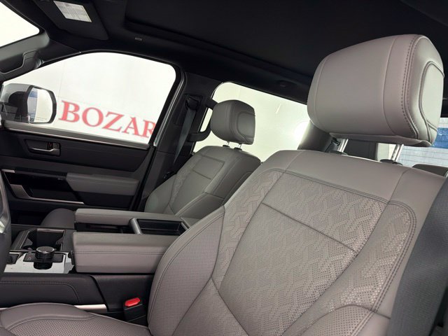 Used 2025 Toyota Tundra Limited w/ Power Package RWD image 18