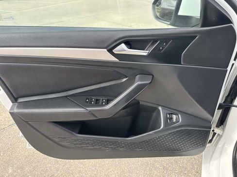 Used 2022 Volkswagen Jetta S image 18