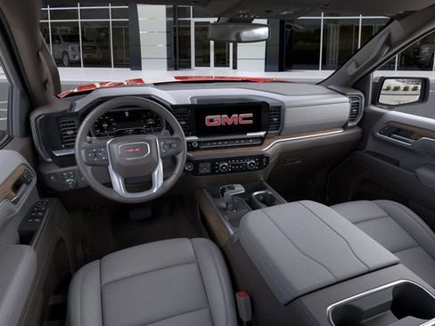 New 2026 GMC Sierra 1500 SLT image 15
