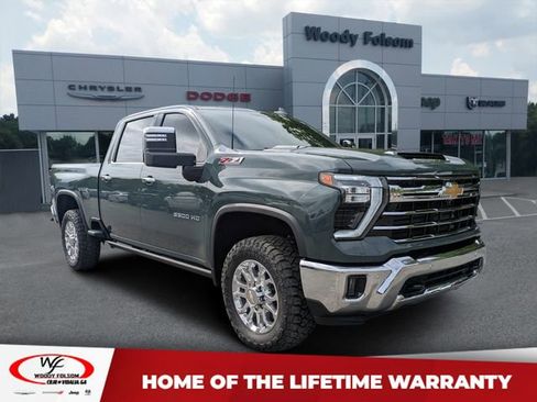 Used 2025 Chevrolet Silverado 3500 LTZ w/ LTZ Premium Package AWD/4WD image 1
