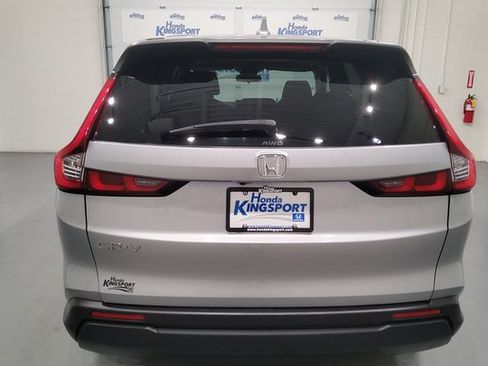 Used 2023 Honda CR-V EX image 5
