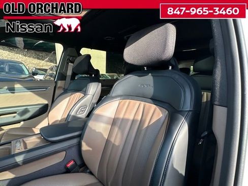 Used 2024 Kia EV9 GT-Line AWD/4WD image 14