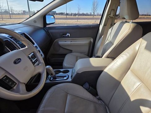 Used 2010 Ford Edge Limited image 10
