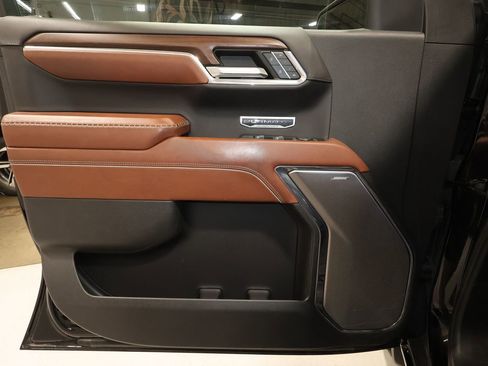 Certified 2024 GMC Sierra 1500 Denali Ultimate image 25