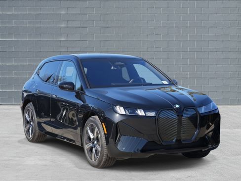 New 2026 BMW iX xDrive45 w/ Premium Package image 1