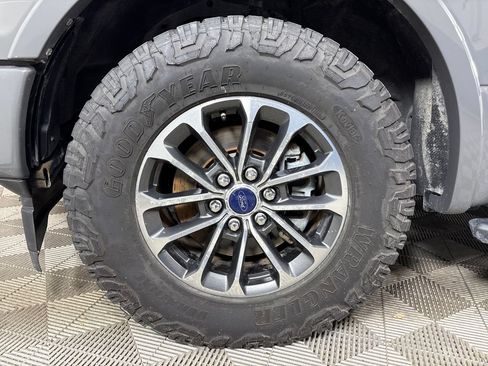 Used 2018 Ford F150 XLT w/ Equipment Group 302A Luxury RWD image 12