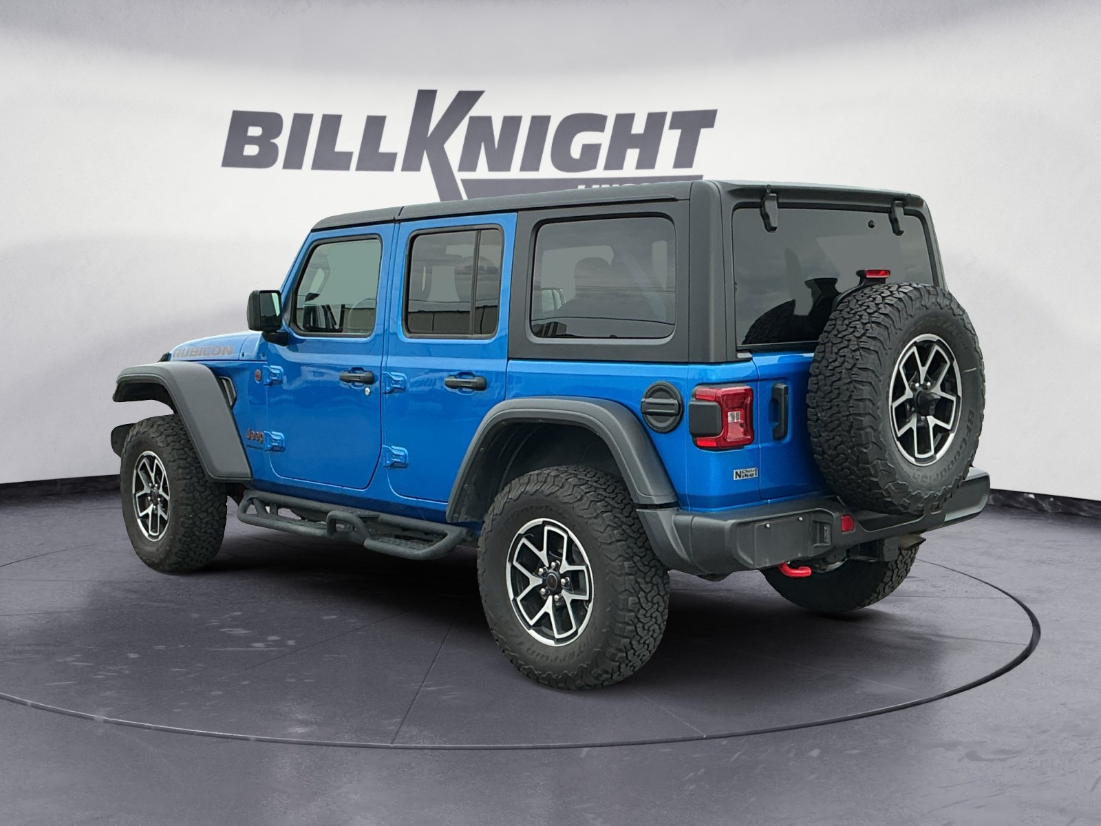 Used 2024 Jeep Wrangler Unlimited Rubicon w/ Technology Group AWD/4WD image 4
