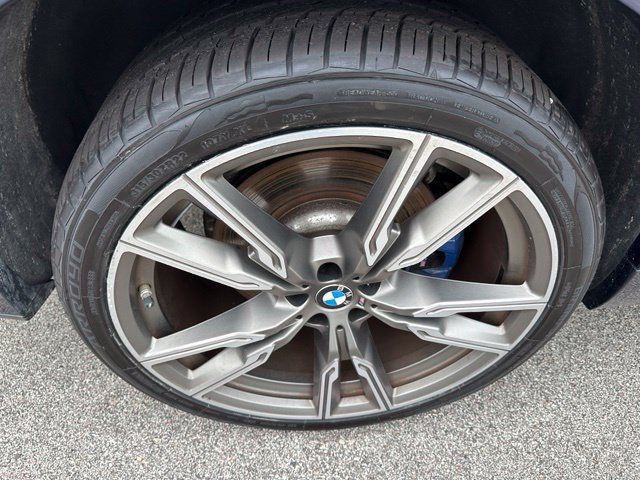 Used 2022 BMW X5 M50i AWD/4WD image 8